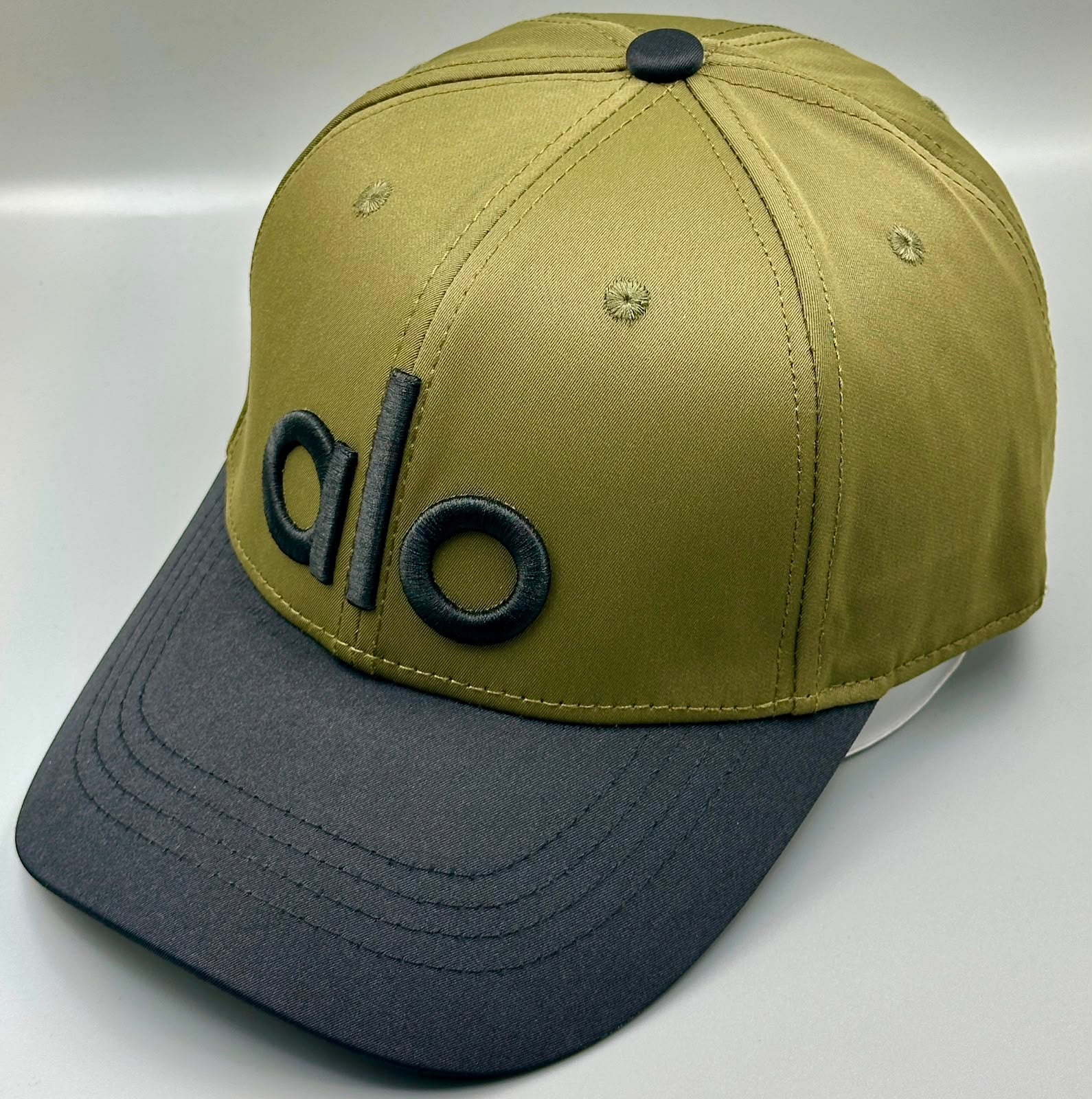 AL0 Two Tone Baseball Cap - Image 6
