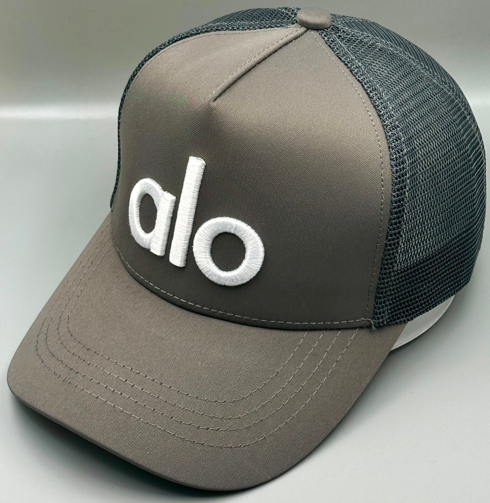AL0 Trucker Cap - Image 5