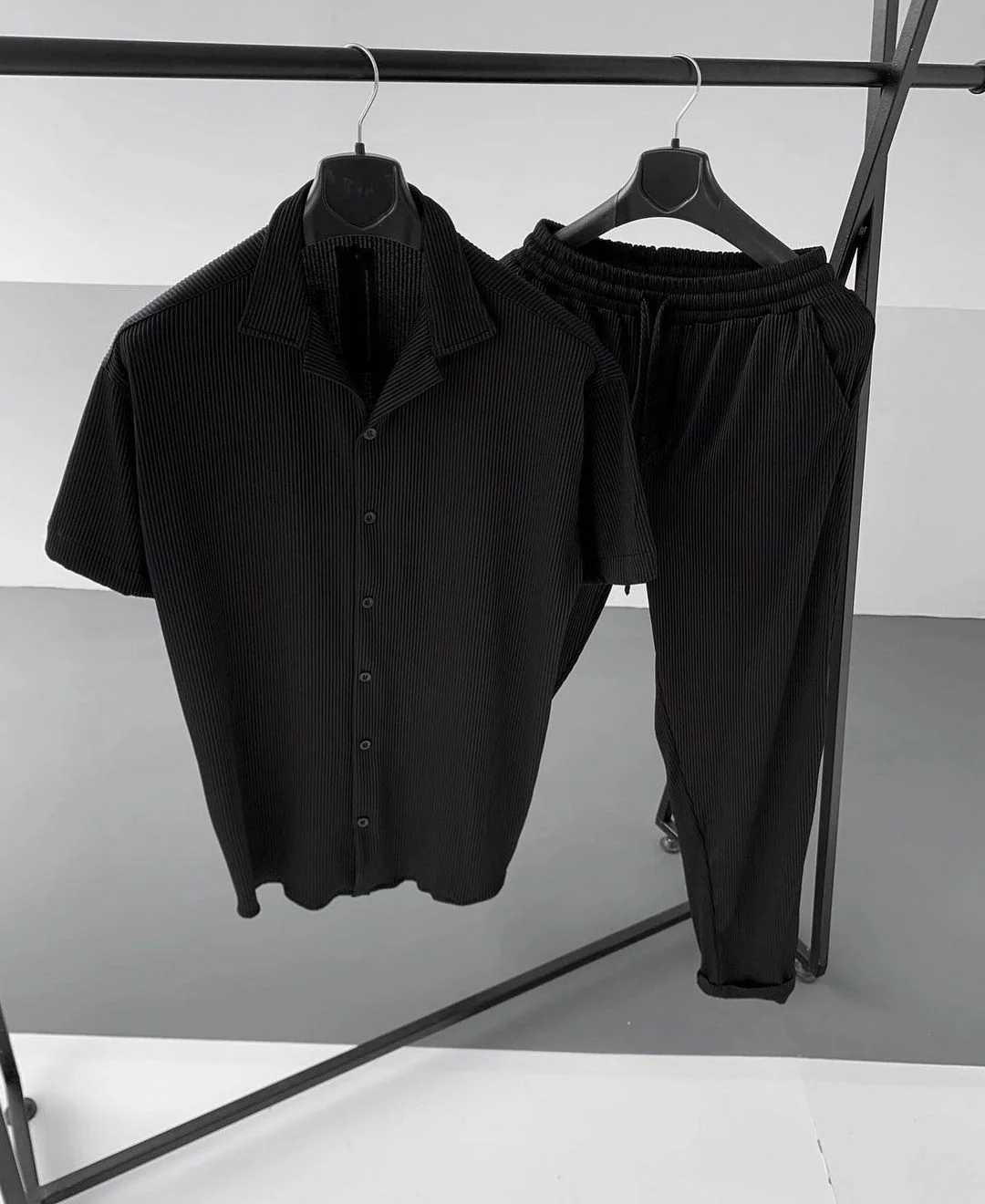 British Collar Pleated Men's Set - 30% Off - Image 3