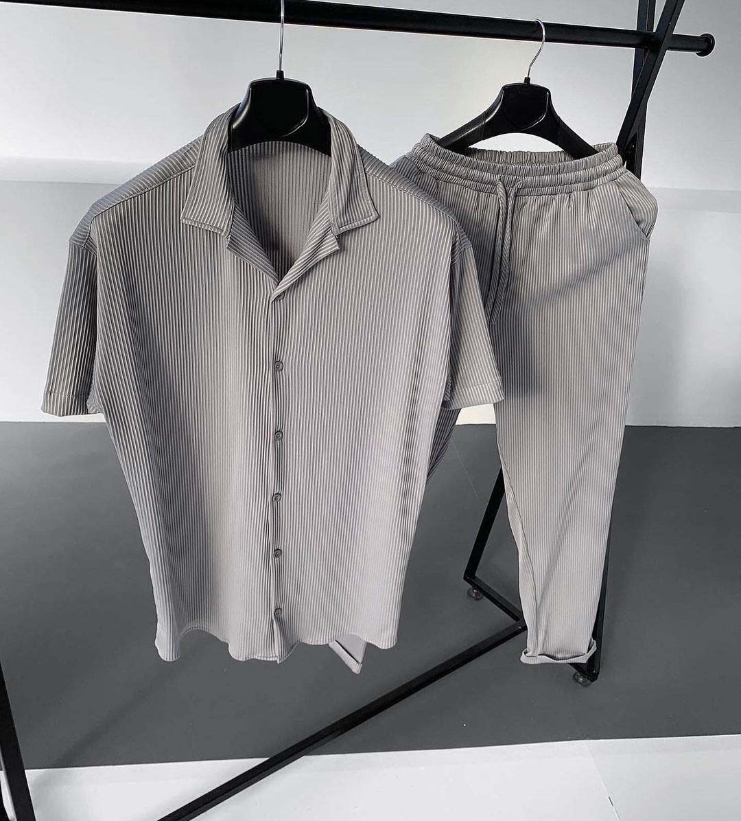 British Collar Pleated Men's Set - 30% Off - Image 5