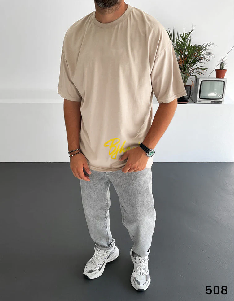 Character Tee Beige - Oversize - Image 2