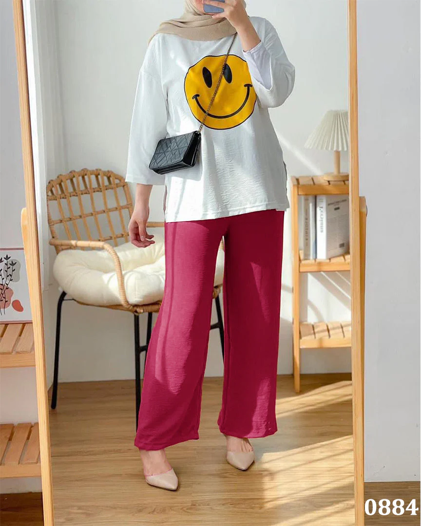 Smiley Tee & Palazzo - 50% Off - Image 6