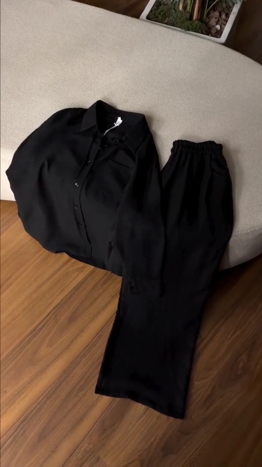 Women Caviar Co-ord Set - 40% Discount - Image 3