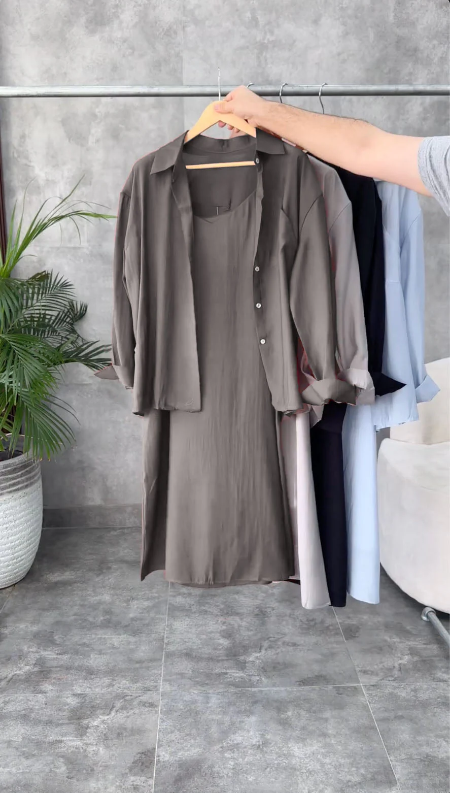 Women Duo Open Cut Shirt - Last Stock - Image 7